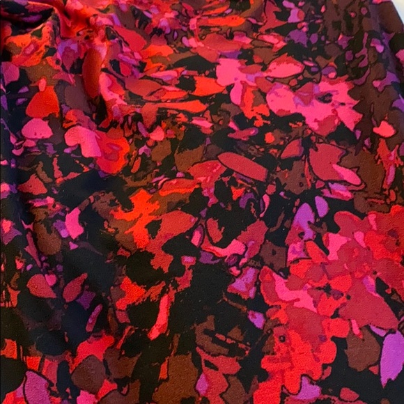 Gorgeous Tahari dress - Picture 4 of 7